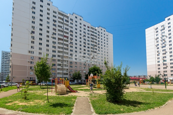 
   Продам 2-комнатную, 63 м², Героев-Разведчиков ул, 40

. Фото 31.