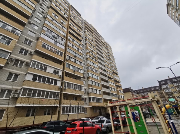 
   Продам 1-комнатную, 37.7 м², Сергея Есенина ул, 110/2

. Фото 6.