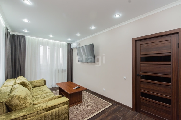 
   Продам 2-комнатную, 50.5 м², Жириновского ул, 1/1

. Фото 11.