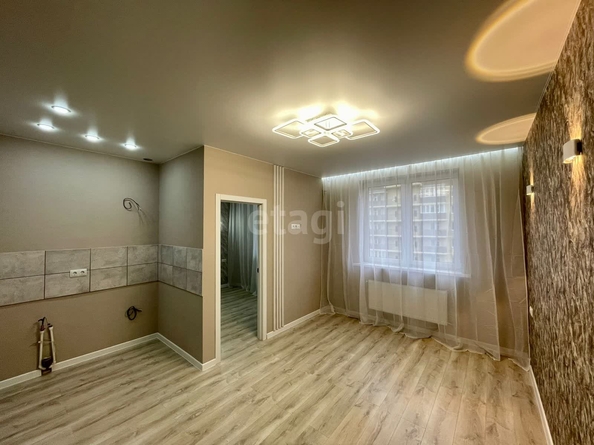 
   Продам 1-комнатную, 35 м², Героя Ростовского ул, 8/5

. Фото 1.