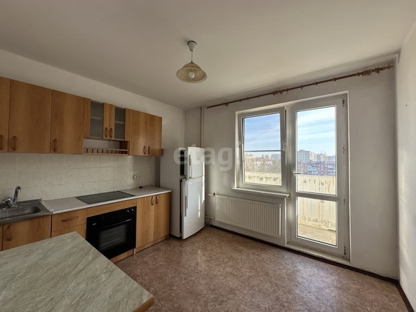 
   Продам 1-комнатную, 38.2 м², Атарбекова ул, 5/1

. Фото 2.