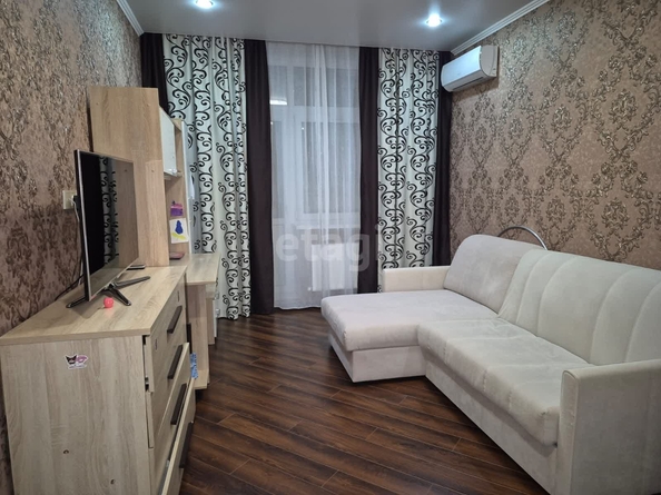 
   Продам 2-комнатную, 59.6 м², Героя Яцкова И.В. ул, 15/2

. Фото 1.