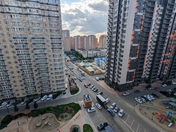 
   Продам 2-комнатную, 54.7 м², Героя Георгия Бочарникова ул, 4/2

. Фото 20.