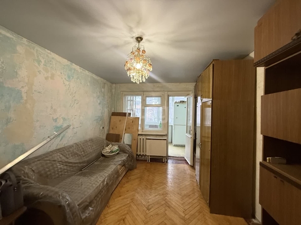 
   Продам 2-комнатную, 43 м², Стасова ул, 143

. Фото 3.