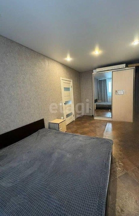 
   Продам 1-комнатную, 33.5 м², Заполярная ул, 35/12

. Фото 3.