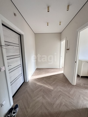 
   Продам 1-комнатную, 45 м², Героев-Разведчиков ул, 8/2

. Фото 8.