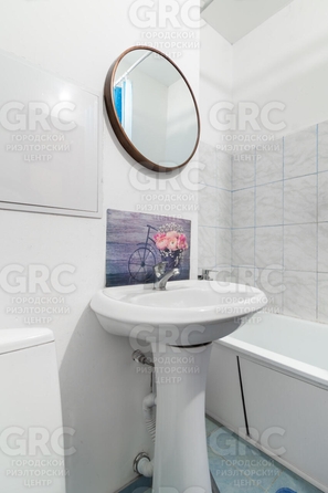 
  Продается 2-комн. квартира, 44 м², Вишневый пер, д. 85б
. Фото 12.