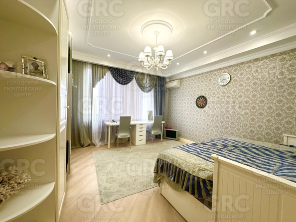 
   Продам 4-комнатную, 120 м², Рахманинова пер, 47/4

. Фото 12.