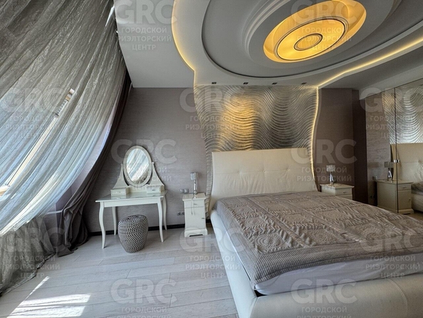 
  Продается 4-комн. квартира, 189 м², Пирогова ул, д. 40А
. Фото 21.