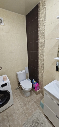 
   Продам 1-комнатную, 43 м², Парковая ул, 64Ак8

. Фото 3.