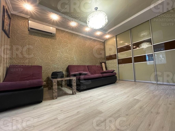 
   Продам 1-комнатную, 26.9 м², Ульянова ул, 107

. Фото 10.