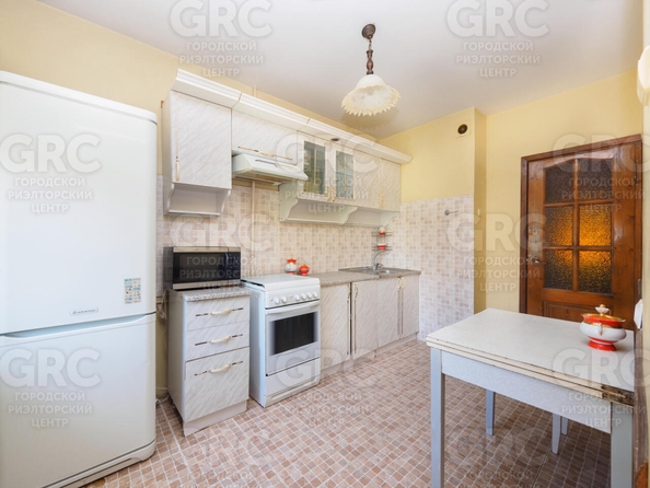 
   Продам 3-комнатную, 80 м², Искры ул, 54/2

. Фото 1.