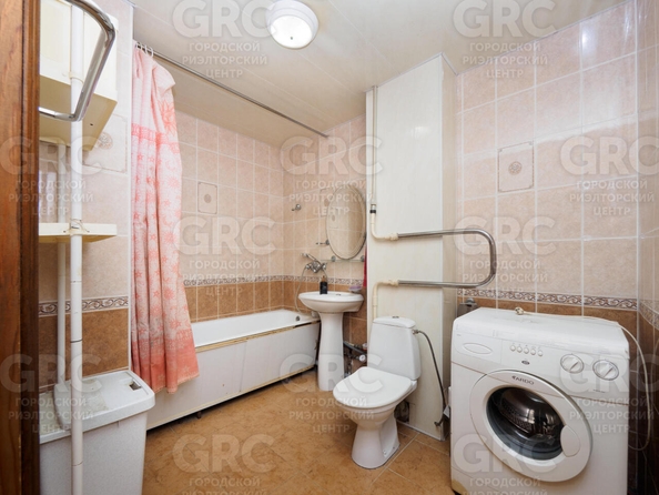 
   Продам 3-комнатную, 80 м², Искры ул, 54/2

. Фото 18.