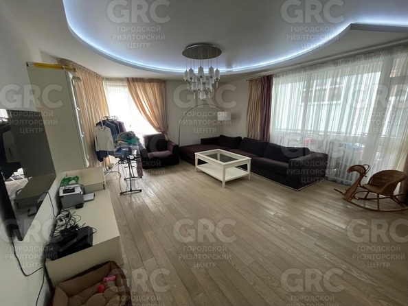 
   Продам 3-комнатную, 78 м², Богдана Хмельницкого ул, 8

. Фото 20.