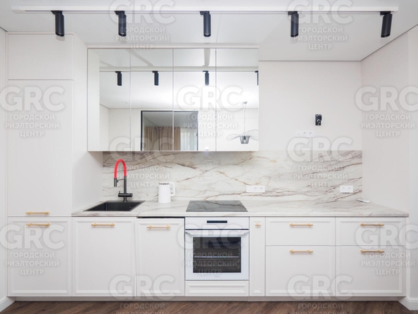 
  Продается 2-комн. квартира, 60 м², Трунова пер, д. 6
. Фото 14.