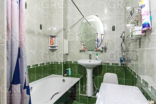 
   Продам 1-комнатную, 35 м², Виноградная ул, 224/1

. Фото 6.