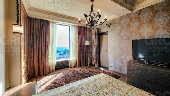 
   Продам 4-комнатную, 200 м², Курортный пр-кт, 94/27

. Фото 17.