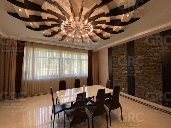 
   Продам дом, 500 м², Сочи

. Фото 11.