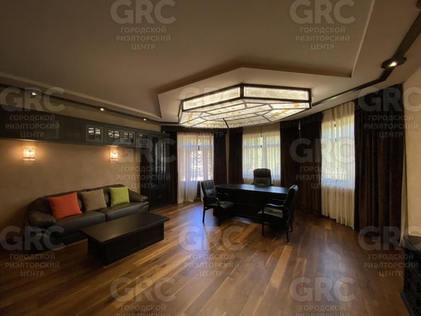 
   Продам дом, 500 м², Сочи

. Фото 28.