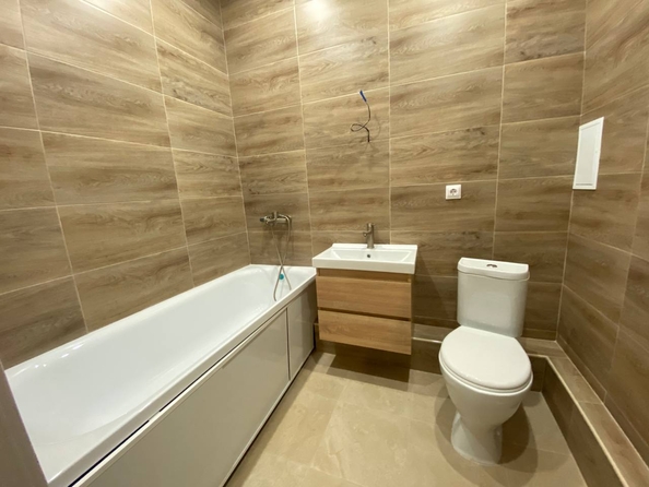 
   Продам 1-комнатную, 44 м², Скандинавская ул, 1к6

. Фото 5.