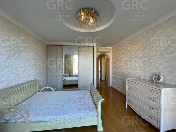 
   Продам 6-комнатную, 376 м², Курортный пр-кт, 94/27

. Фото 24.
