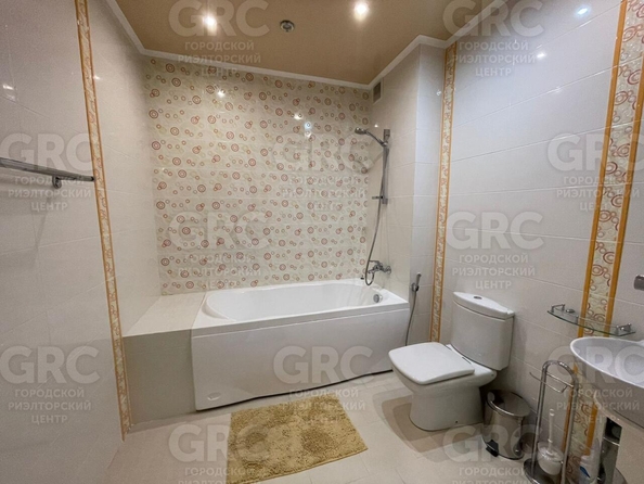 
   Продам 6-комнатную, 376 м², Курортный пр-кт, 94/27

. Фото 30.