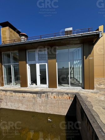 
   Продам студию, 149 м², Ленина ул, 219К

. Фото 2.