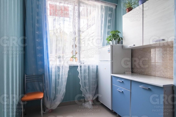 
  Продается 1-комн. квартира, 32 м², Виноградная ул, д. 121
. Фото 2.