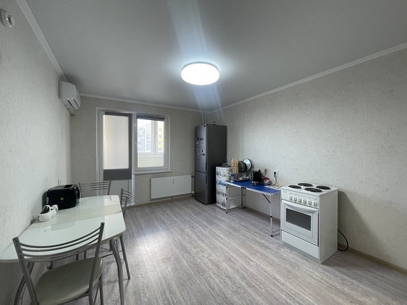 
  Продается 3-комн. квартира, 84 м², Адмирала Пустошкина ул, д. 22к11
. Фото 10.