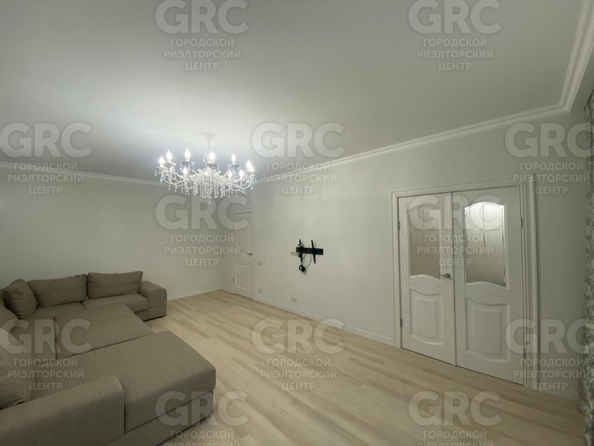 
  Продается 2-комн. квартира, 120 м², Чайковского ул, д. 23
. Фото 14.