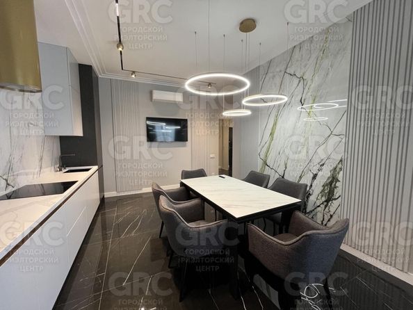
  Продается 2-комн. квартира, 63 м², Парковая ул, д. 5
. Фото 18.