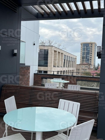 
  Продается 1-комнатный апартамент, 35 м², Конституции СССР ул, д. 18
. Фото 1.