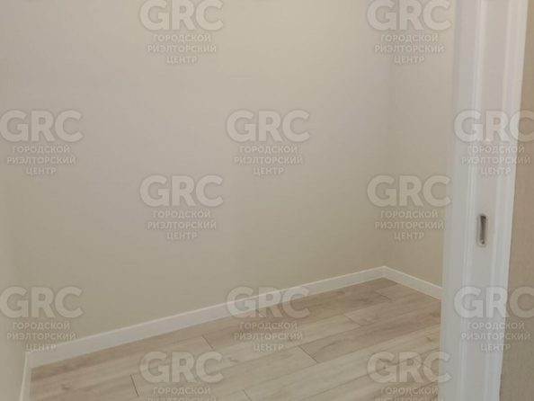 
  Продается апартамент, 27.6 м², Южно-российская (Адлерский р-н) ул, д. 17/1
. Фото 3.