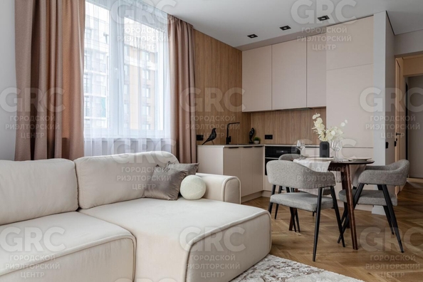 
  Продается 2-комн. квартира, 63 м², Трунова пер, д. 6
. Фото 4.