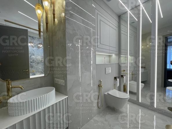 
  Продается 3-комн. квартира, 185 м², Морской пер, д. 1/1
. Фото 47.