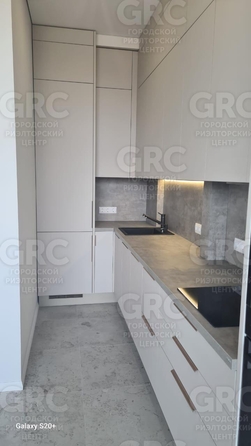 
   Продам 2-комнатную квартира, 77 м², Гагринская ул, 3/8

. Фото 3.