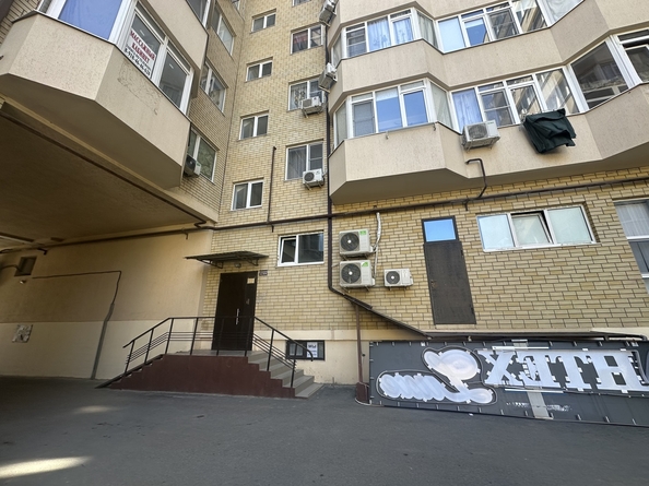 
  Продается 2-комн. квартира, 60 м², Спасский пер, д. 16
. Фото 33.