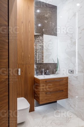 
  Продается 3-комн. квартира, 134 м², Нагорная ул, д. 11
. Фото 11.