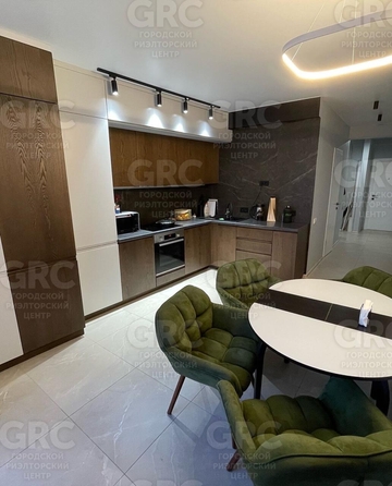 
  Продается 4-комн. квартира, 97 м², Дагомысский пер, д. 6
. Фото 1.