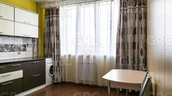 
  Продается 2-комн. квартира, 45.7 м², Одесская ул, д. 22
. Фото 8.