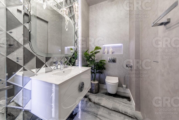 
  Продается 4-комнатный апартамент, 170.5 м², Добрых надежд (Адлерский р-н) ул, д. 42
. Фото 12.