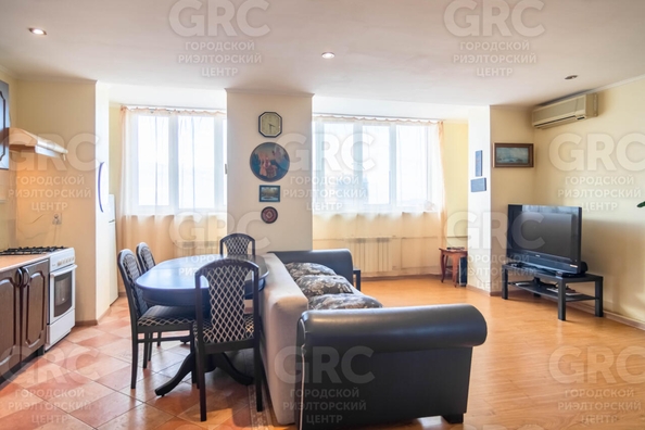 
  Продается 2-комн. квартира, 64 м², Пирогова ул, д. 6к2
. Фото 1.