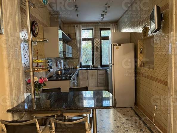 
  Продается 4-комн. квартира, 110 м², Советская ул, д. 46
. Фото 4.