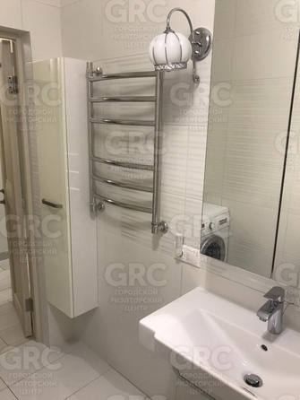 
  Продается 1-комн. квартира, 47.7 м², Дмитриевой ул, д. 5
. Фото 10.