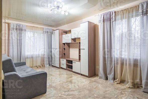 
  Продается 3-комн. квартира, 70 м², Апшеронская ул, д. 11/2
. Фото 1.