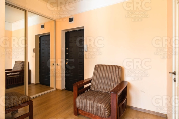 
  Продается 1-комн. квартира, 40 м², Яблочная ул, д. 12
. Фото 2.