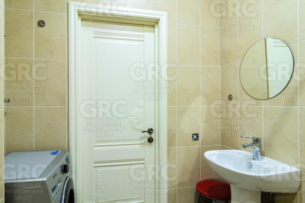 
  Продается 1-комн. квартира, 40 м², Яблочная ул, д. 12
. Фото 9.