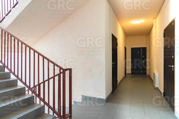 
  Продается 1-комн. квартира, 40 м², Яблочная ул, д. 12
. Фото 12.