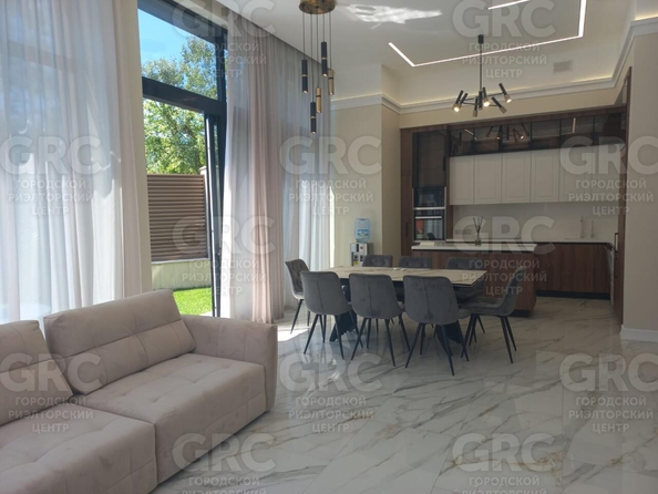 
  Продается дом, 350 м², Сочи
. Фото 8.