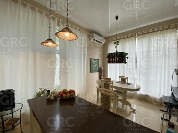 
  Продается дом, 200 м², Сочи
. Фото 5.